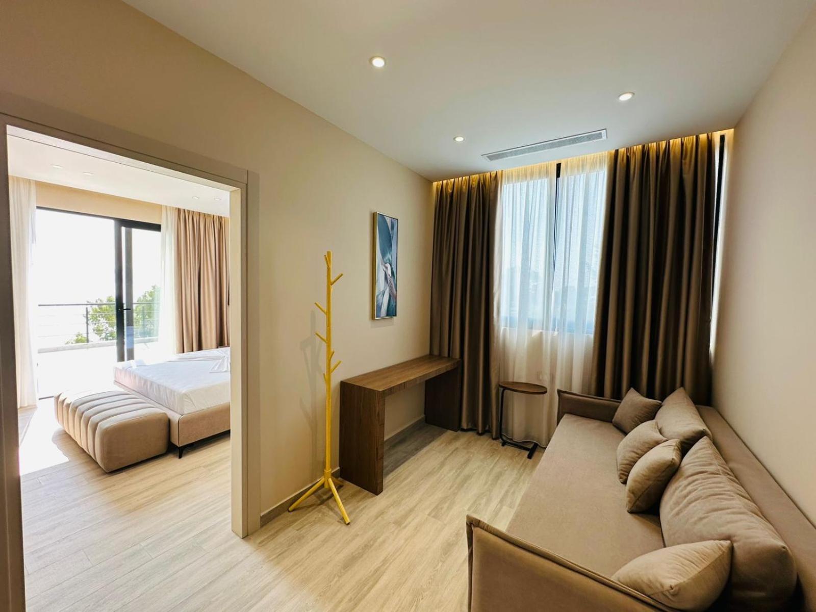 Roalb Hotel 4*